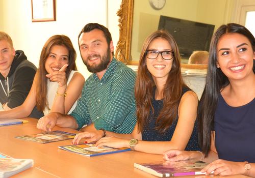 Un groupe d'étudiants