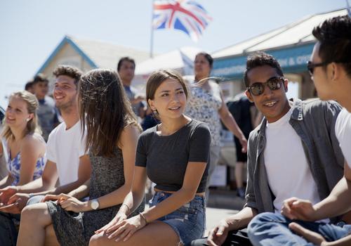 Détente à la plage de Brighton