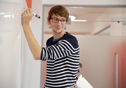 Étudiant en cours