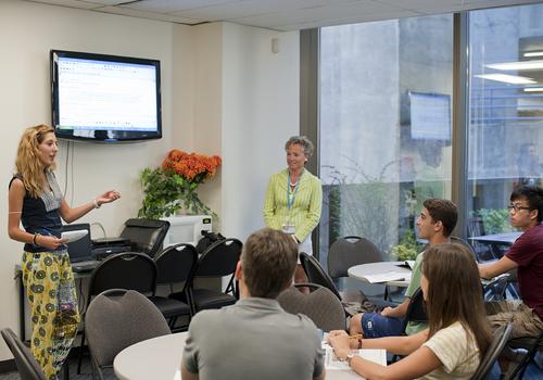 Présentation cours d'anglais des affaires internationales iTTTi Vancouver